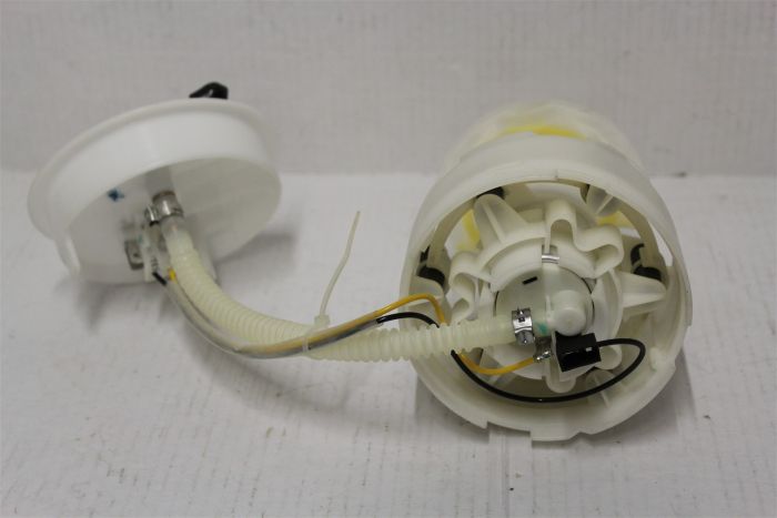 In-Tank Fuel Pump & Sender Unit For VW Passat B5 & B5.5 (1996-2005)